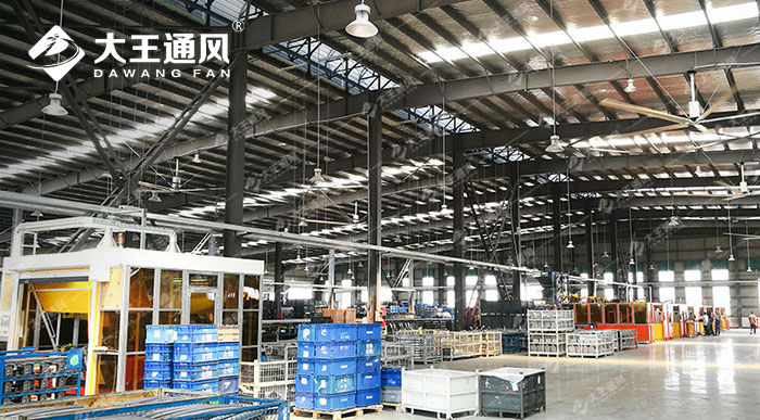 山東某製造車(chē)間工業(yè)大吊扇